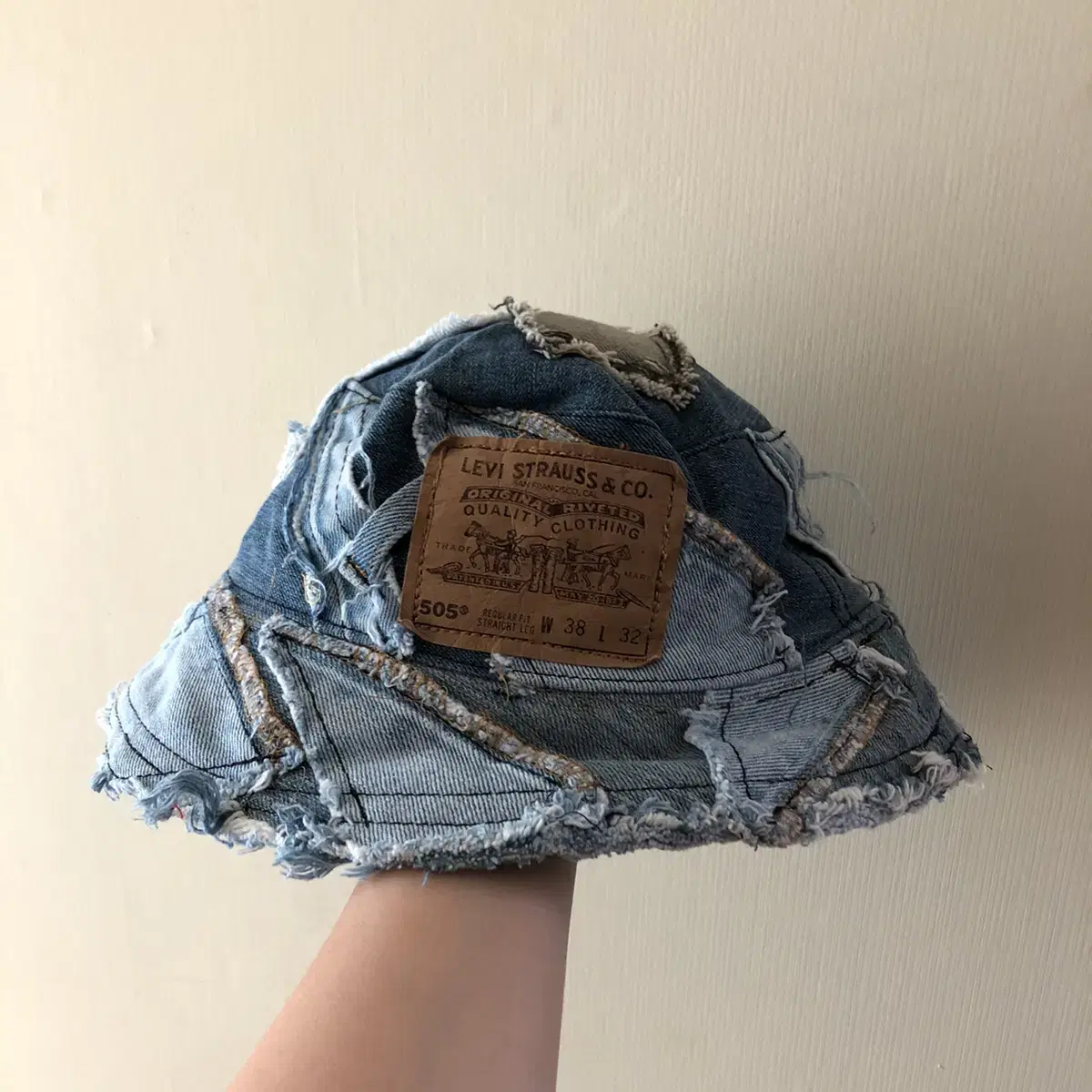 Vintage Levi's denim upcycling bucket